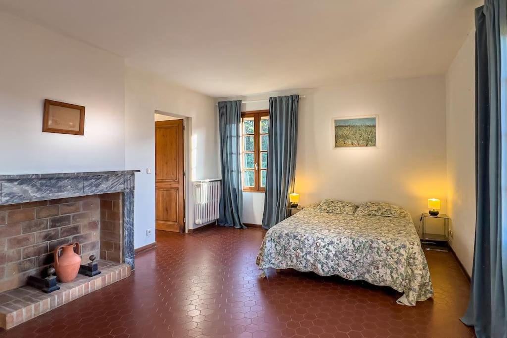 Mas De Charme En Pleine Camargue Villa Saint-Gilles  Kültér fotó